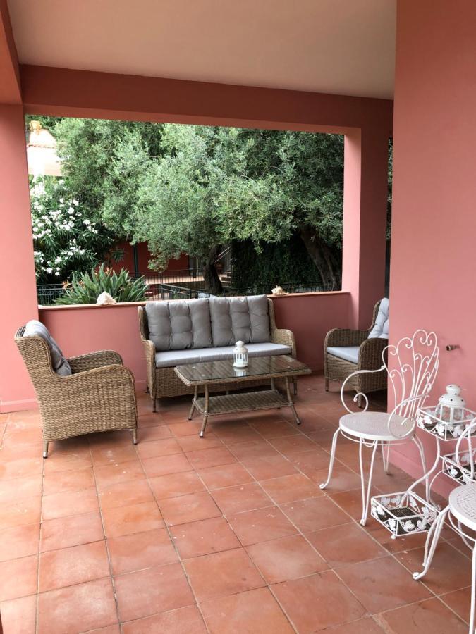 Villa Le Petit Paradis Таормина Екстериор снимка