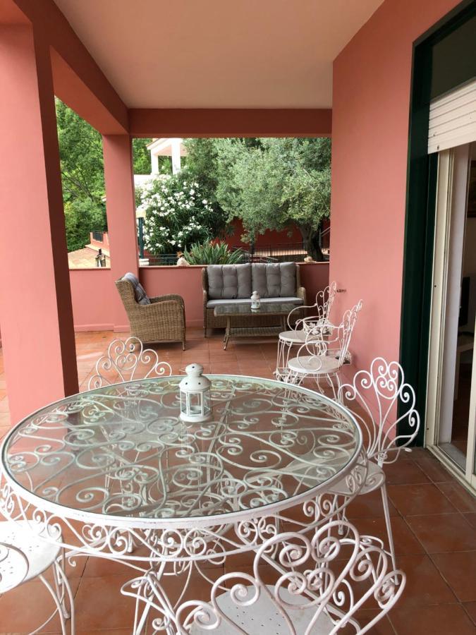 Villa Le Petit Paradis Таормина Екстериор снимка