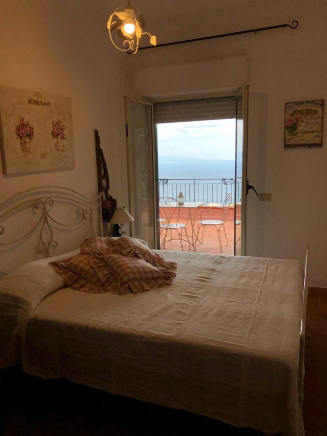 Villa Le Petit Paradis Таормина Екстериор снимка